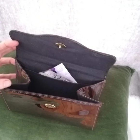 ❌SOLD❌Vintage evening purse, patent tortoise-shell, gold-tone handle. - Picture 3 of 5